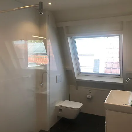 Five Churches View アパート *