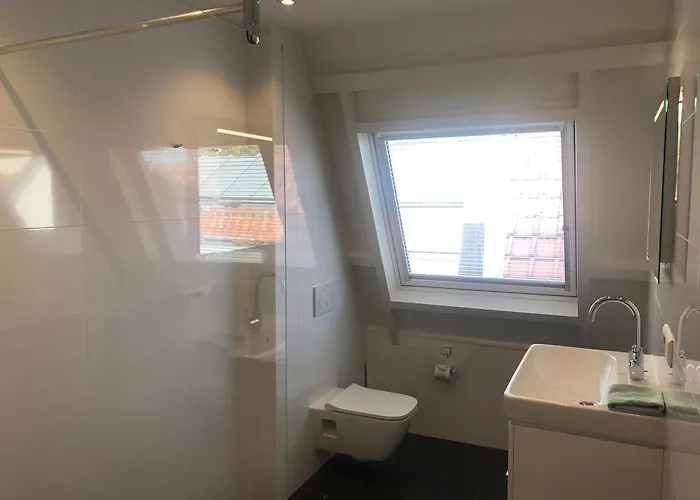 Five Churches View アパート *