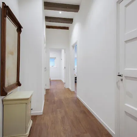 דירה Five Churches View *